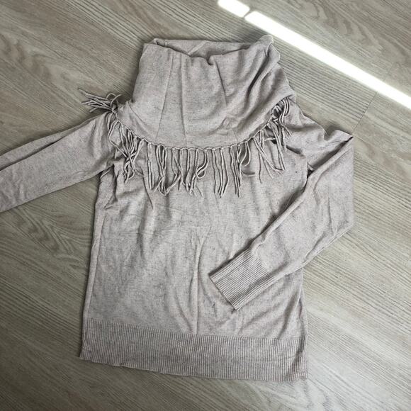 Chelsea & Theodore wool blend beige tan fringe turtleneck light sweater large - Picture 1 of 2
